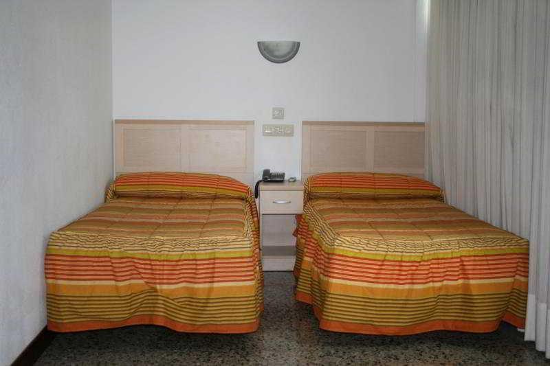 Hotel Cogullada سرقسطة المظهر الخارجي الصورة